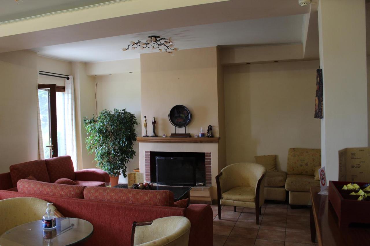 Elatou Hotel Ano Khora Bagian luar foto